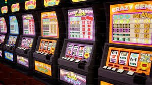 ace78 တိုက်ရိုက် ကာစီနိုတွင် Mobile ဖုန်းဖြင့် Live Baccarat ကစားနေသောမြင်ကွင်း